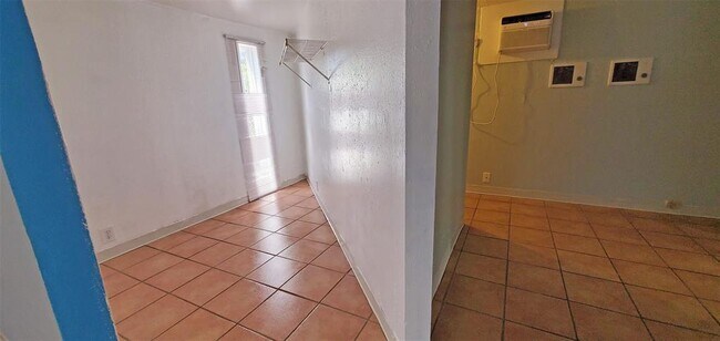 Foto del edificio - 3311 Crawford St