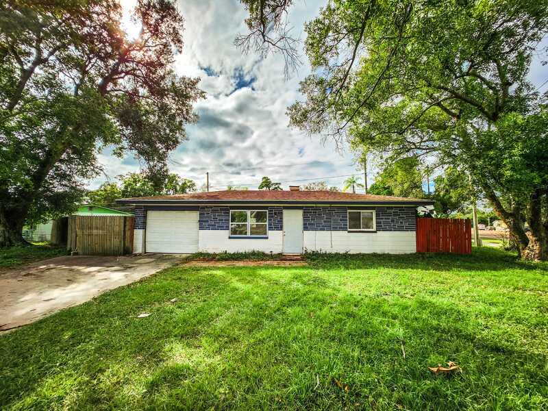 Primary Photo - 5396-5368 68th Way N