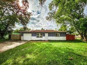 Building Photo - 5396-5368 68th Way N