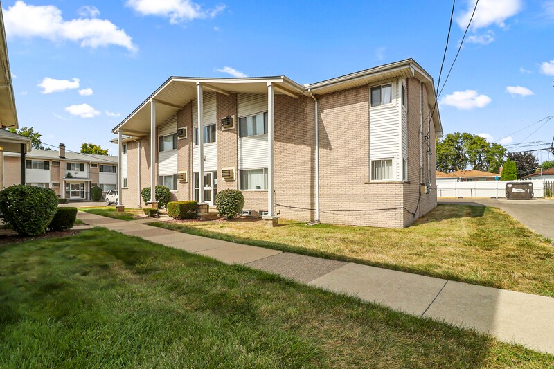 Foto principal - 650 Harrison Blvd