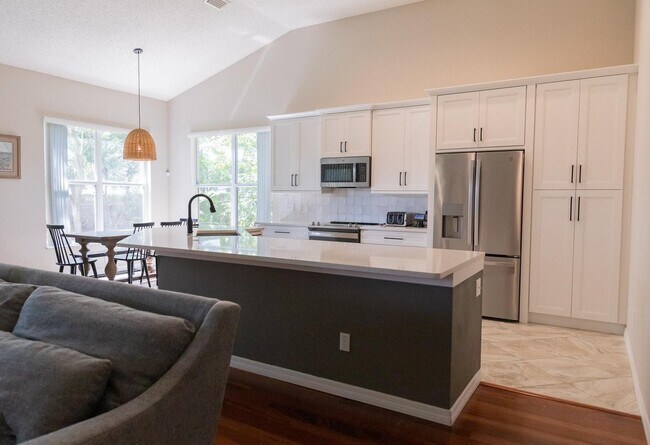 Kitchen - 1593 Warrington St