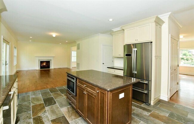 Foto del edificio - 52 Hillside Pl