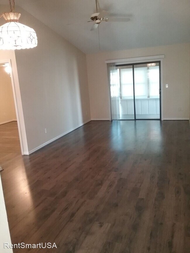 Building Photo - 2 br, 1 bath House - 1124 Fairvilla Dr.
