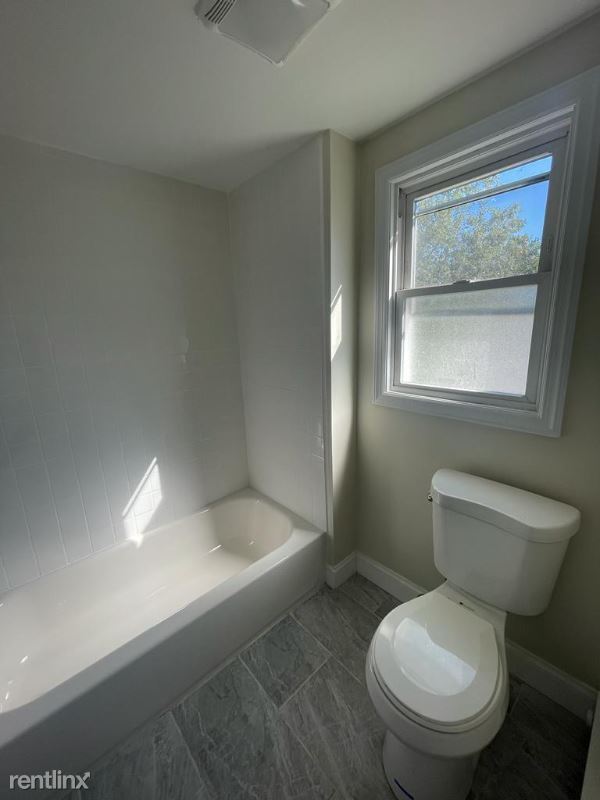 Foto del edificio - 3 br, 1 bath House - 516 5th St