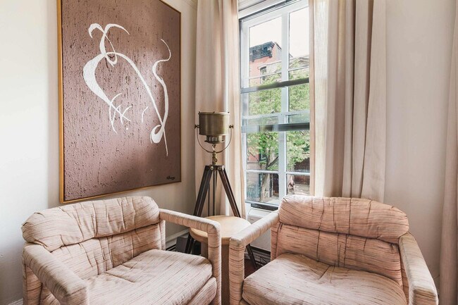 Foto del edificio - 364 6th Ave