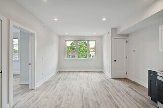 Interior Photo - Sparrow House