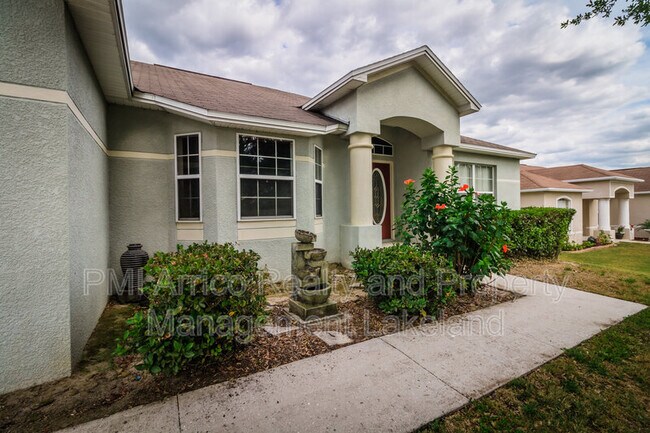 Building Photo - 8323 Greystone Dr