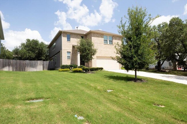 Building Photo - 2212 Limestone Lake Dr