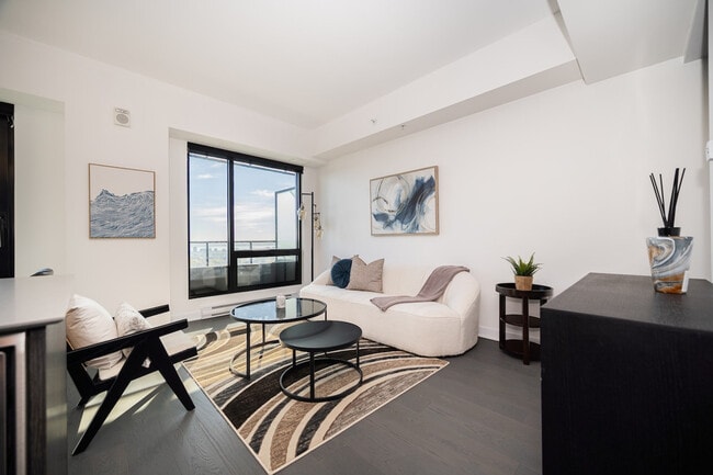 Photo du bâtiment - 1316 Rue Saint-Antoine O
