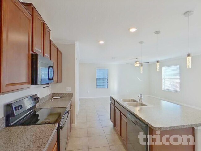 Foto del edificio - 14812 Crescent Rock Dr