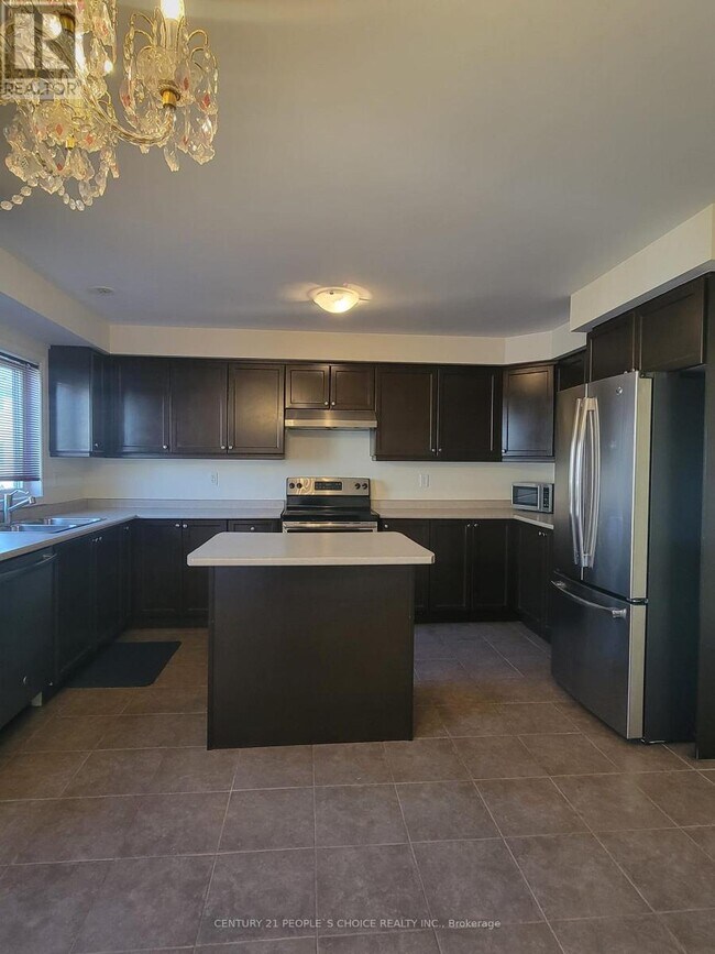 Building Photo - 13 Betterton Cres
