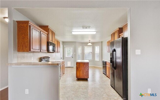 Building Photo - 2512 Coal Oil Dr