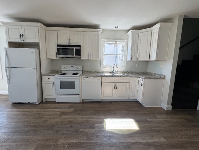 Photo - 214 Silver Spring St Apartment