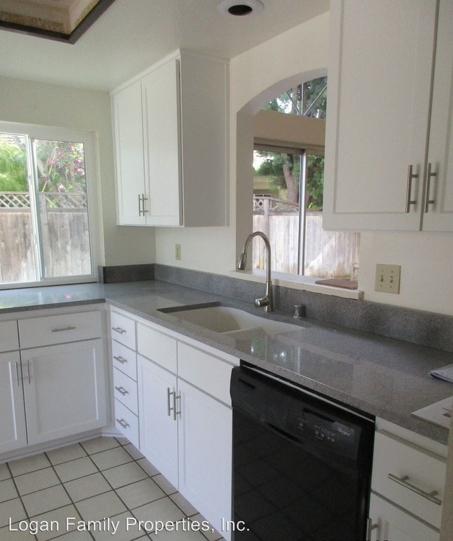 Building Photo - 3 br, 2 bath House - 2059 Paseo De Anza