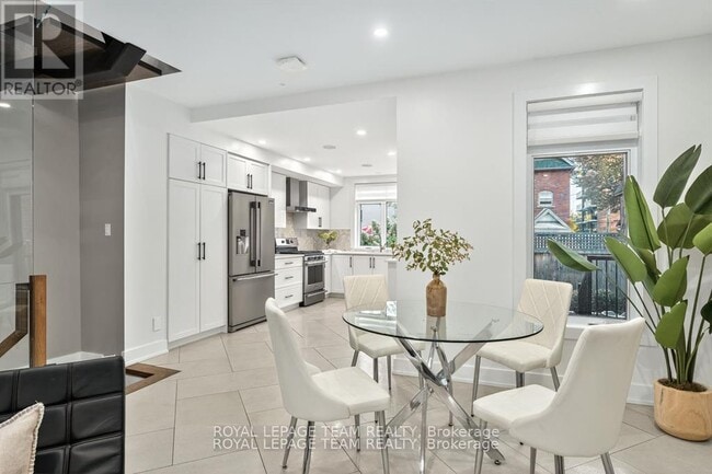 Building Photo - 16 First Ave