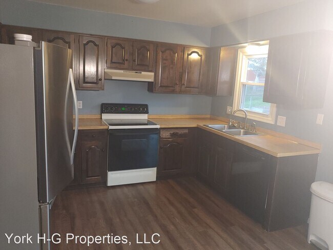 Foto del edificio - 3 br, 1 bath House - 7 Kingswood Drive