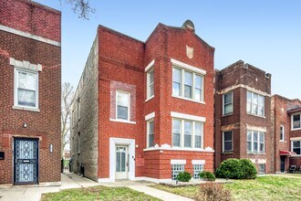 Building Photo - 111 W 74th St