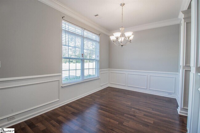 Building Photo - 116 Bumble Cir