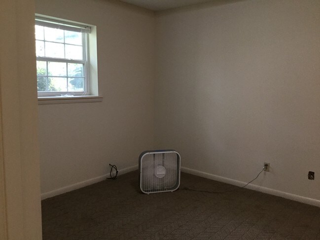 Bedroom - 203 Bald Knob Lake Rd