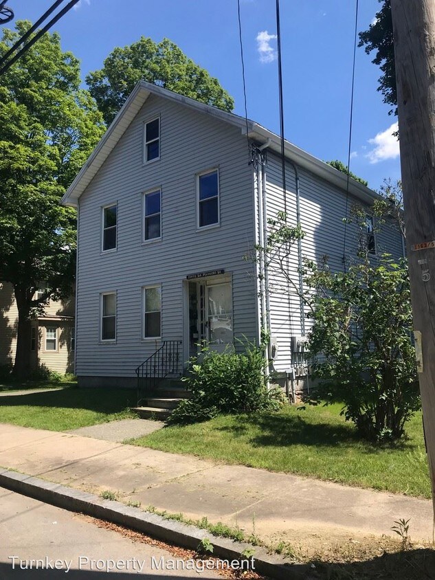 Primary Photo - 40 S Pleasant St