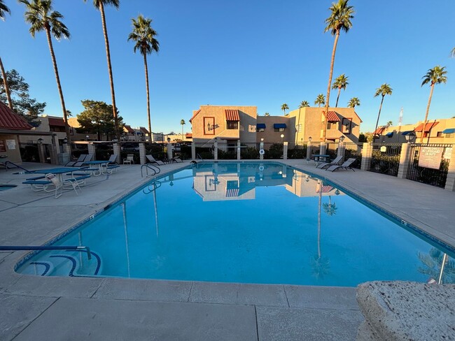 Building Photo - Charming 2BED/2BATH Condo located in Spring Oaks Community. Make the Move for Less: $300 Off Move...