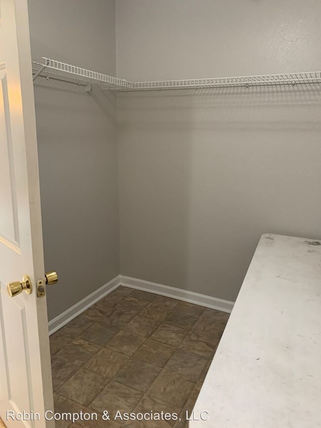 Foto del edificio - 4 br, 2.5 bath House - 185 Cherry Laurel Lane