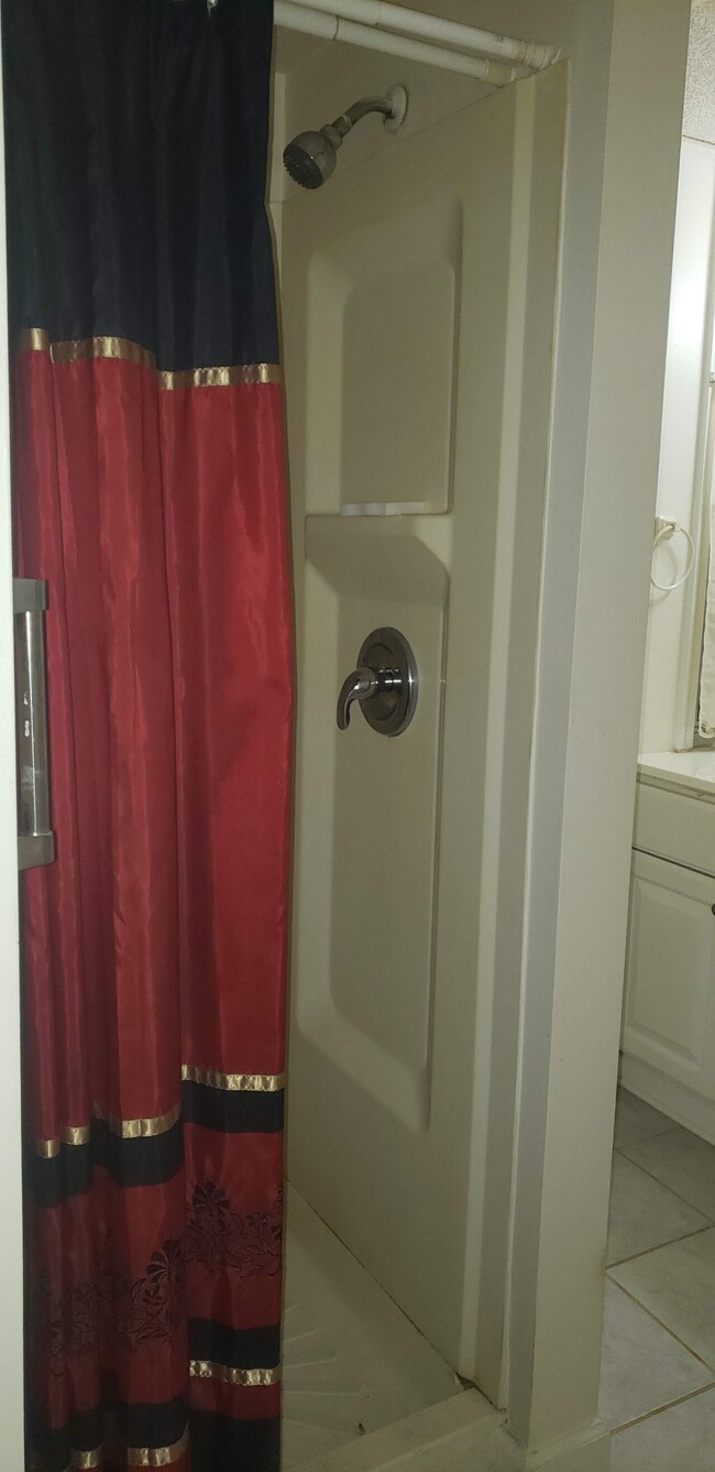 Foto del edificio - Montgomery Place Apartments II