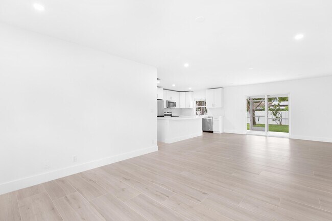 Foto del edificio - 2811 SW 4th St