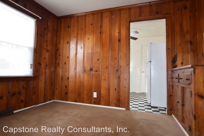 Building Photo - 2 br, 1 bath House - 1959 HINSHAW AVENUE