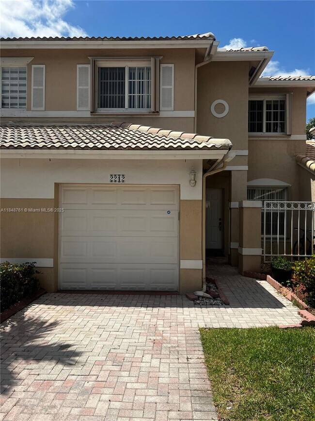 Foto del edificio - 2212 NW 171st Terrace