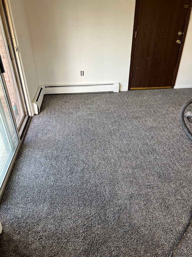 Foto del edificio - 308 Frontier Ave