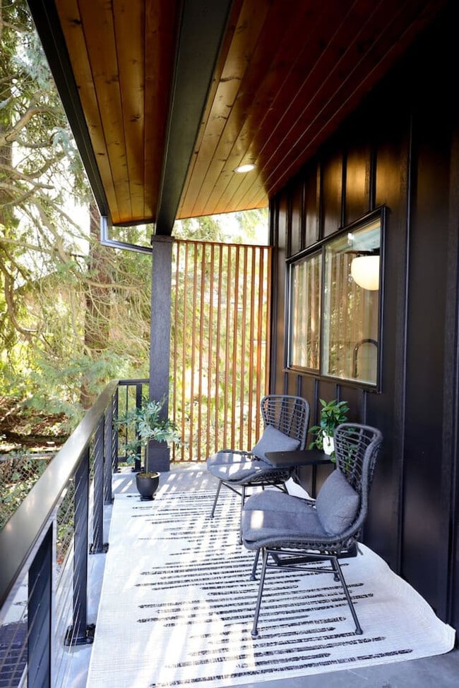 Building Photo - 3922 I St