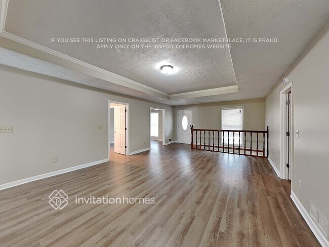 Foto del edificio - 2461 Sherrie Ln SW