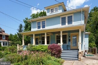 Building Photo - 44 Markham Rd