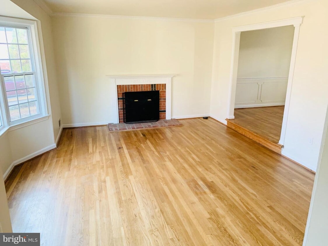 1388 Kersey Ln, Rockville, MD 20854 House for Rent in Rockville, MD