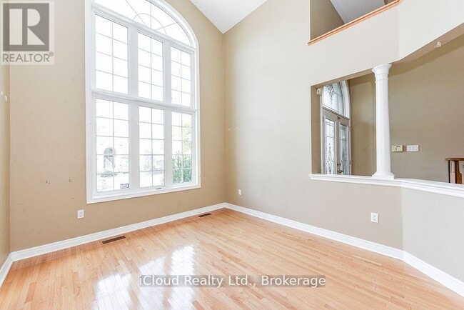 Building Photo - 15 Cooperage St