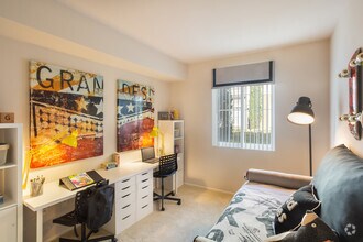 Provence at Valencia photo'