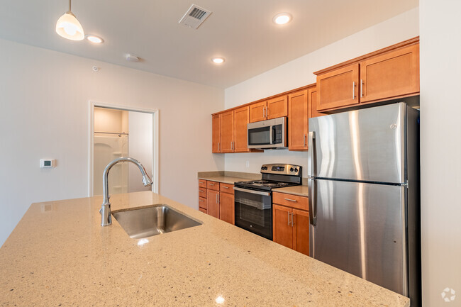 1Br, 1Ba, 703 pies cuadrados - Hedge Lane Apartments