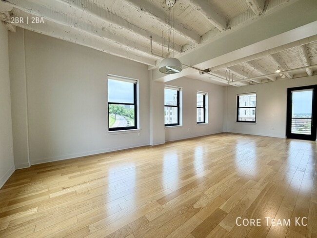 Foto del edificio - 217 W Pershing Rd
