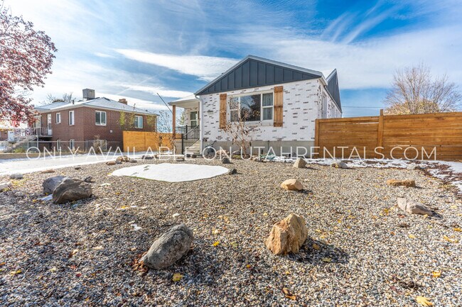 Foto del edificio - 5866 S 129 W