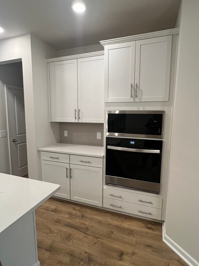 Foto del edificio - 227 Twinleaf Ct