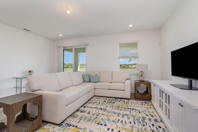 Building Photo - 699 Veridian Cir NW