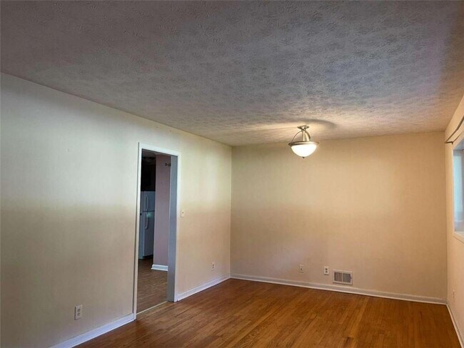 Foto del edificio - 2352 Arrow Cir