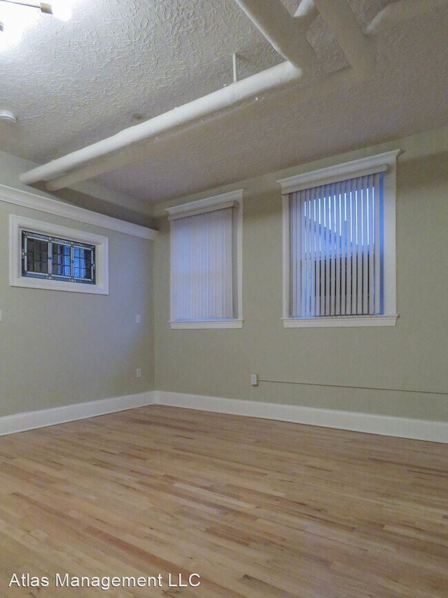 Building Photo - 1 br, 1 bath House - 2387 NW Northrup St  ...