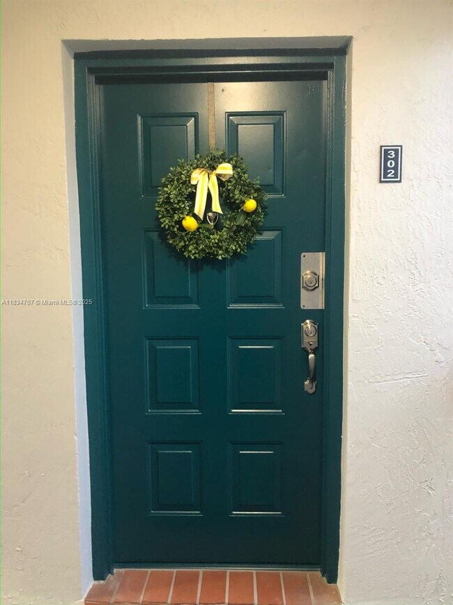 Foto del edificio - 7230 NW 179th St