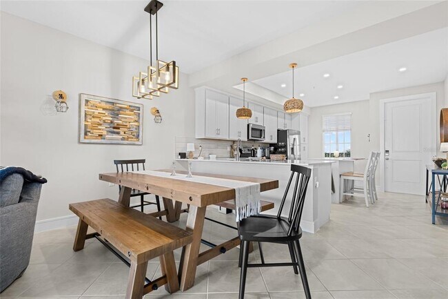 Building Photo - 5651 Double Eagle Cir