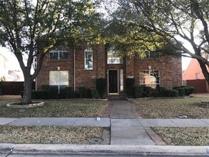 Building Photo - 633 Westminster Way