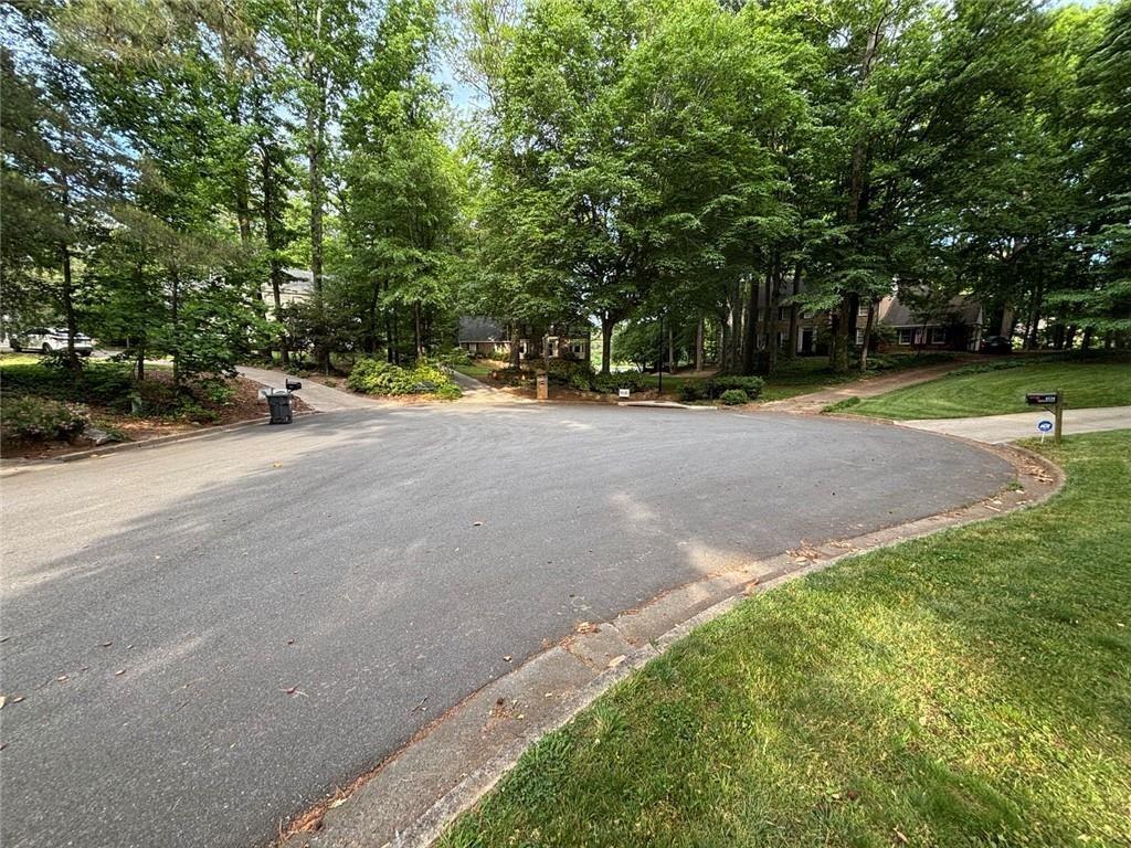 Foto del edificio - 4533 Middlebury Ct NE