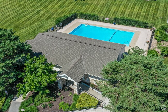 Piscinas - Georgetowne