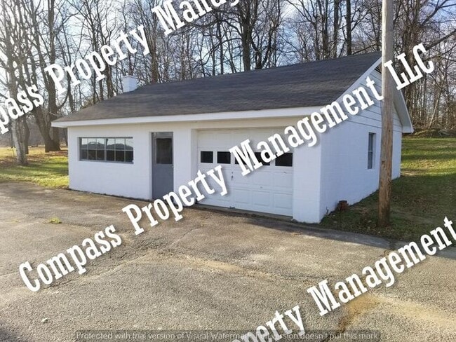 Building Photo - $1495 - 3 Bed, 1.5 Bath - Honey Brook